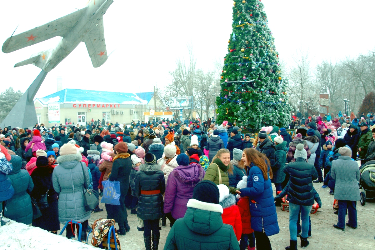 Открытие Главной новогодней елки г. Новоазовска