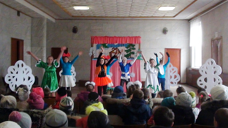 Только раз в году развлекательная программа для детей в Приморском СДК.